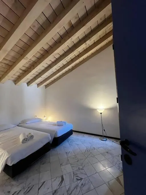 Solata 8 Bergamo Alta Apartment Italy